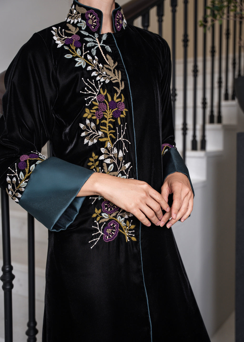 J19 black velvet dress